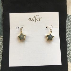 Estrella star drop earrings gold and green